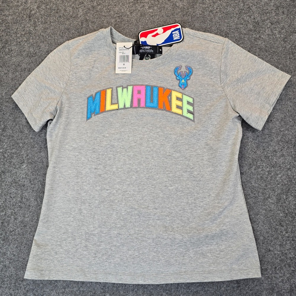 Milwaukee Bucks T Shirt Men Medium Gray Pro Standard Basketball NBA Short Sleeve